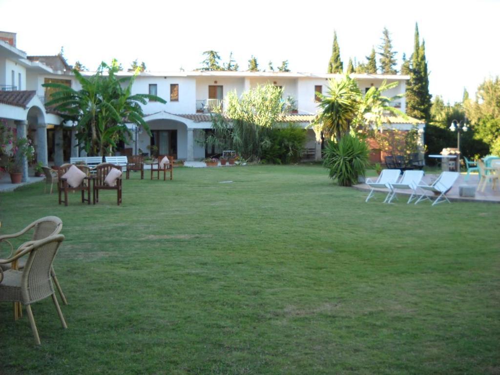 Hotel Domu Incantada Muravera Exteriör bild